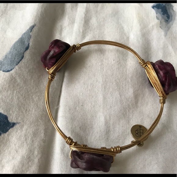 Bourbon and Boweties Bracelet - Picture 5 of 5